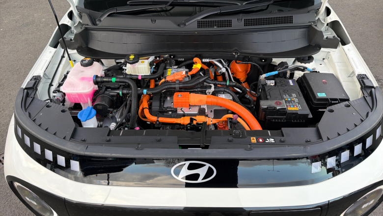 Hyundai INSTER 85kW 02 49kWh 5dr Auto Electric Hatchback